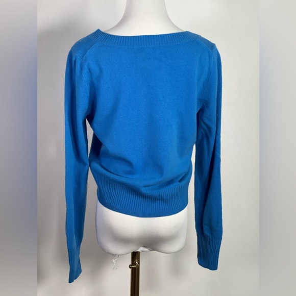 NEW J Crew Cashmere shrunken V-neck sweater - Picture 4 of 9